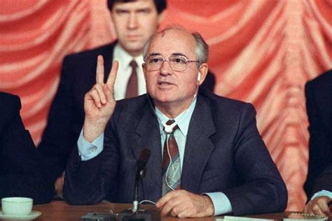 Gorbachov La Glásnost Y La Perestroika