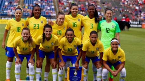 inédito copa do mundo feminina será transmitida pela rede globo pela primeira vez o defensor