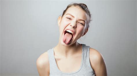What Those Patterns On Your Tongue Could Say About Your Health The