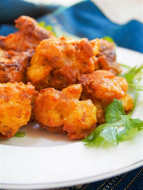 Cauliflower Gobi Pakora Veg Pakora Recipe Pakora Recipes Indian