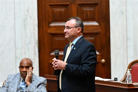 Party Switch By Jeffries Takes West Virginia Senate To 31 Republicans
