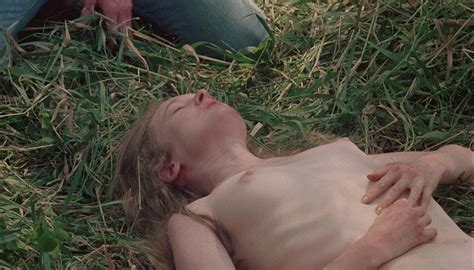 Camille Keaton Nude Pics Page 1