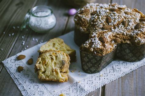 Nov 16, 2012 · solo due ingredienti semplici, come acqua e farina, possono trasformarsi in qualcosa di veramente straordinario: Ricetta colomba pasquale con lievito madre - Sonia Peronaci