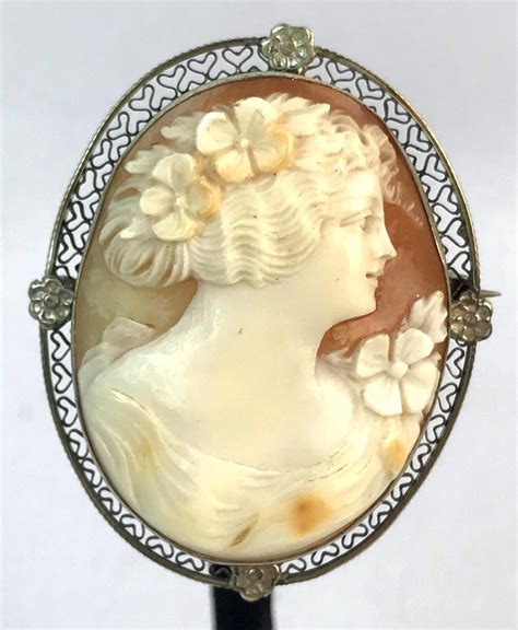 Lot Antique Hand Carved Cameo Brooch In Filigree Setting