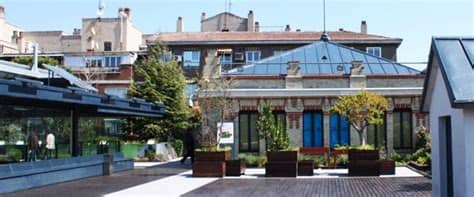 La casa encendida the casa encendida is a social and cultural center of fundación montemadrid in which cultura, medio ambiente featured tags related to la casa encendida. La Casa Encendida. Cultura y terraza en Lavapiés. | Casa ...