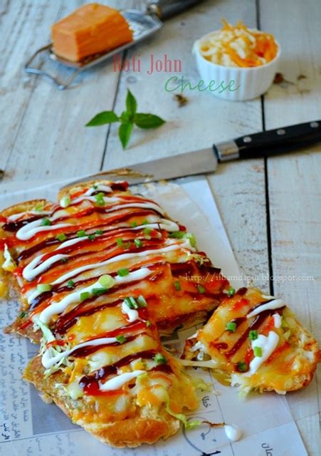 The ingredients include minced meat roti john cheese/cili padi. Ilham Dapur: Roti John Cheese Lagi