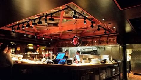 Bandera | 3201 Pacific Coast Hwy, Corona Del Mar, CA 92625, USA