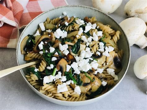 Pasta Con Champi Ones Espinacas Y Feta Receta Ekilu