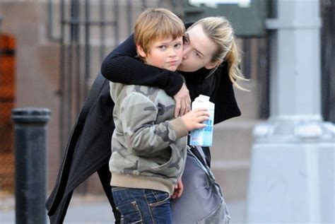 Фото на превью kate.winslet.official / instagram. Kate Winslet Family - Parents, Husband, Children, Bio ...