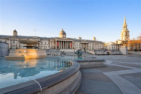 The National Gallery In London Admire Masterpieces Of Fine Art In The