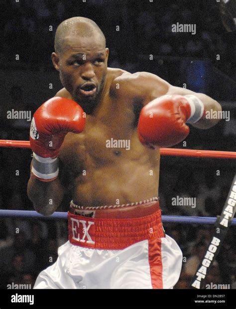 Bernard Hopkins Hi Res Stock Photography And Images Alamy