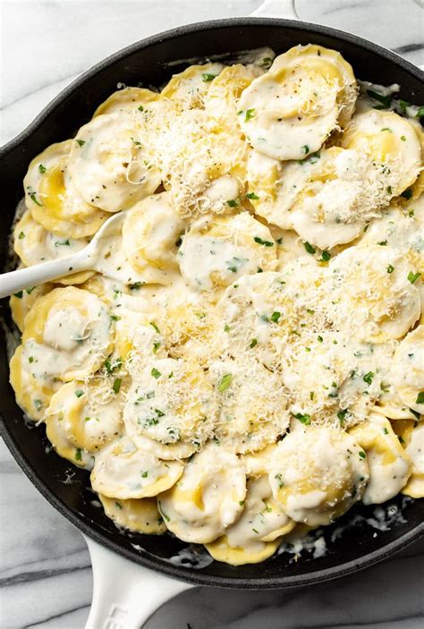 This Incredibly Tasty White Wine Cream Sauce For Ravioli Is Easy To