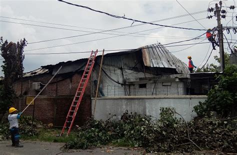 Proses pembuatan tisu dengan mesin semi otomatis. Pabrik Tisu Klaten : Terjual Rumah Di Kemudo Baratnya ...