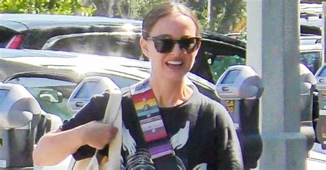 Natalie Portman And Daughter Amalia Spotted Shopping Photos