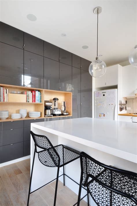 10 Livably Minimalist Modern Kitchens From Real Homes Apartment Therapy
