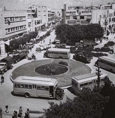 הפקולטה למדעי החברה באוניברסיטת תל אביב מובילה בתחום מדעי החברה בארץ, מוכרת ומוערכת בכל העולם בזכות חוקריה פורצי הדרך. 21 תמונות נדירות שיקחו אתכם למסע נוסטלגי אל תל אביב של פעם ...
