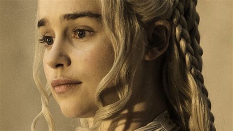 All things emilia clarke, mostly photos. How Emilia Clarke's Star Wars Character Compares to Game ...