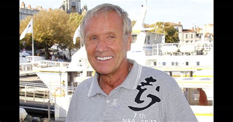 Yves rocher is an innovating and committed beauty brand with the utmost respect for the planet and skin. Yves Rénier au festival de La Rochelle, le 9 septembre 2011 - Purepeople