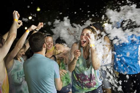 How To Throw A Foam Party Detailed Explanation 2024