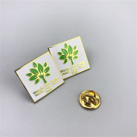 Wholesale No Minimum Cheap Custom Soft Enamel Lapel Pin