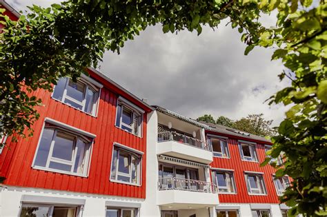 Nehmen sie sich doch die zeit und entdecken sie die besondere vielfalt an menschen und leistungen, die unsere tägliche arbeit prägen. Die Stadtzeitung - Troxler-Haus: 60 Jahre Heimat von ...