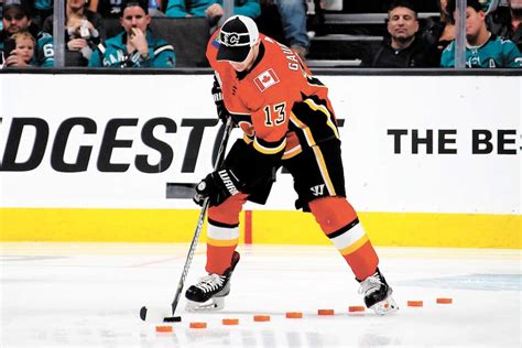 Visit espn to view the latest dallas stars news, scores, stats, standings, rumors, and more Connor McDavid la fusée | Le Journal de Montréal