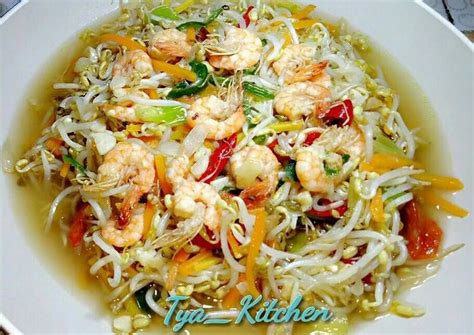 Panaskan minyak, tumis bawang putih dan bawang merah hingga harum. Resep Masak Toge Tauco - Masak Memasak
