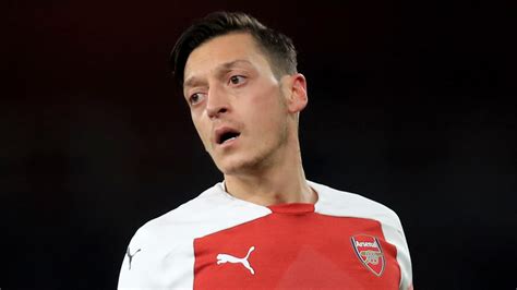 Mesut Ozil Transfer News German Tipped By Perry Groves For Arsenal Exit But Considered To Be