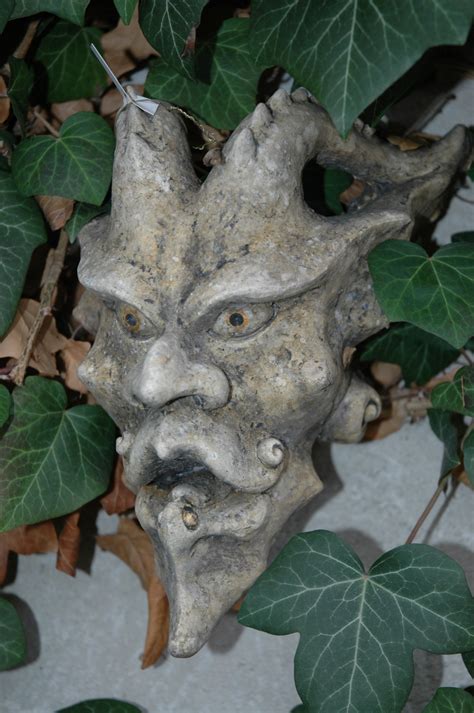 Check spelling or type a new query. Images tagged "gargoyle-waechter-drache-drachenhund-drache ...