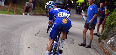 If evenepoel can bounce back quickly, the time lost on. Remco Evenepoel soleert naar zege in Adriatica Ionica Race ...
