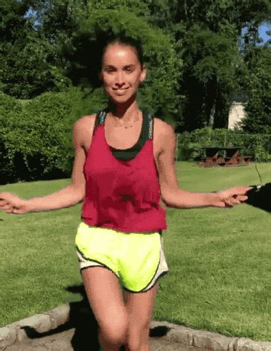 Jump Ropes Just Add An Extra Bounce To These Girls 22 Gifs Izismile Com