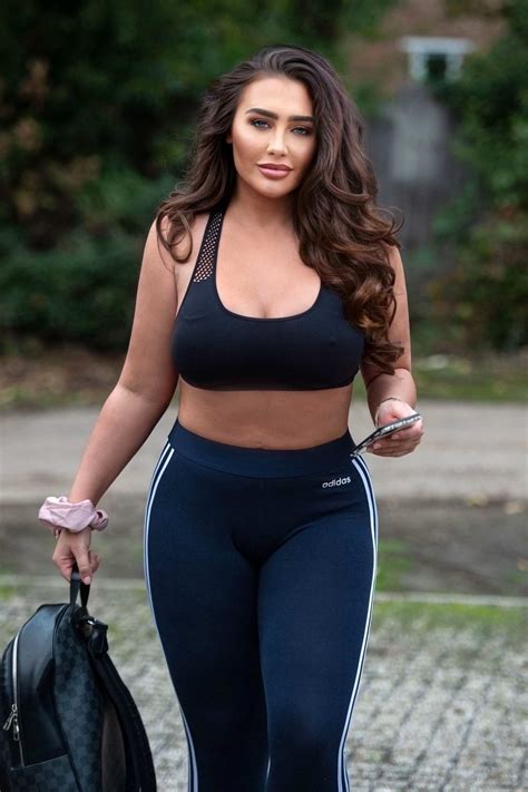 Lauren Goodger Shows Off Her Midriff In A Crop Top And Leggings Out In Chigwell Essex Uk