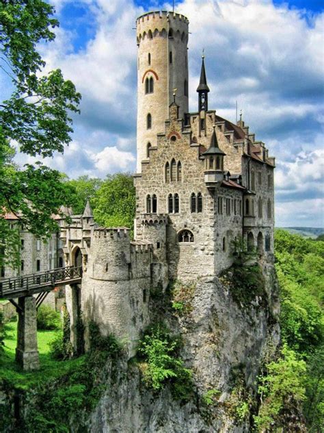 The Lichtenstein Castle In Baden Württemberg Germany Beautiful Castles
