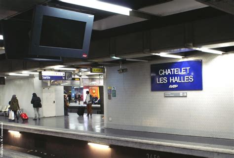 RER D : Châtelet-les-halles : nouveaux écrans d'information