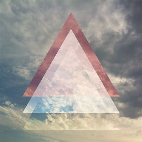 36 Awesome Hipster Triangle Clouds Combining Photography And Graphic
