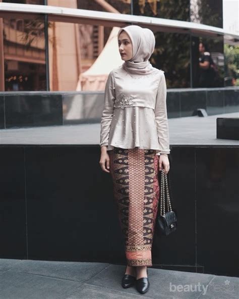 cantik dan elegan ini dia padu padan songket untuk style kebaya hijab yang kekinian