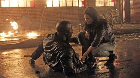 And Heres The First Look At Jessica Jones And Luke Cage Updated
