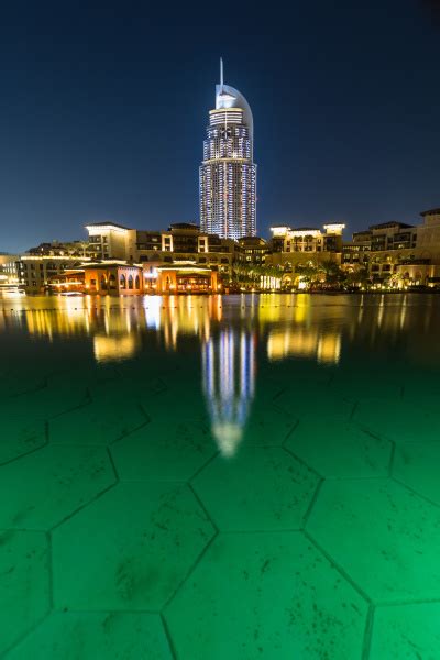 Burj Dubai Lake Hotel At Night Dubai Vereinigte Stockfoto 19453482