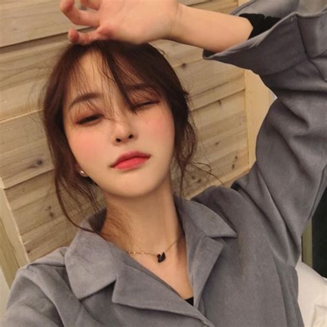 2984 Lượt Thích 21 Bình Luận 연 수 24 Withbyunghoo Trên Instagram “배고프다” Ulzzang Girl