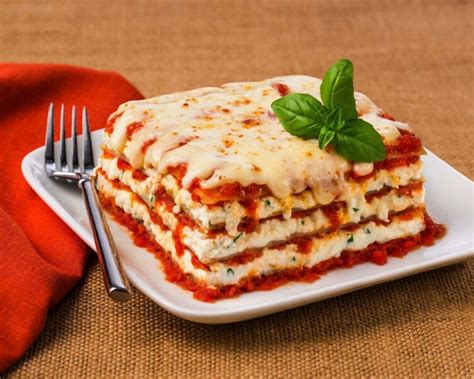 Try This Delicious Lasagna Recipe For Todays Dinner