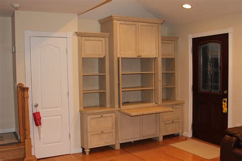 All of our shelving, wall entertainment units and floating tv cabinets are designed and made in auckland, new zealand. Built-in Wall Unit Home Office