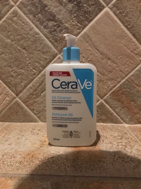 Cerave Salicylic Acid Cleanser Renewing Exfoliating Face Wash With