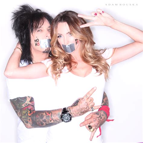 Mötley Crües Nikki Sixx And Fiancée Courtney Bingham For Equality Noh8 Campaign