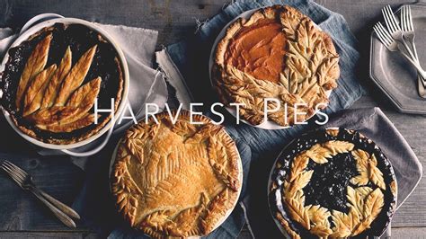 The recipe calls for a homemade pie crust, but you can easily save time got extra pie crust? Havest Pie Leaf Crust Design Ideas - YouTube
