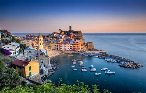 Free Download Wallpaper Sea Coast Building Home Boats Italy Italy The