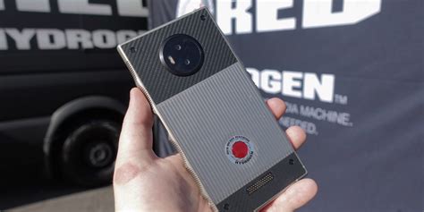 Redone amazing 50u / mereka adalah kad, dan mereka semakin meningkat. RED Hydrogen One infographic leaks full specs, design and ...
