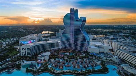 Hard Rock Hotel Opens Worlds First Guitar Shaped Hotel In Florida