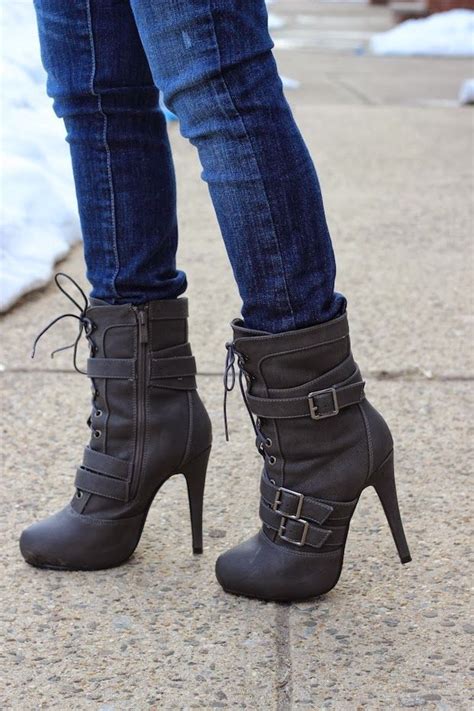 Just Perfect Edgy Twist Heeled Boots Fall 2015 Street Style Look