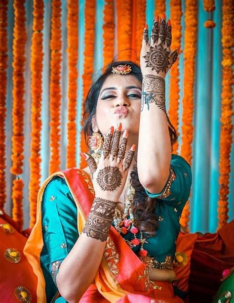 35 Trending Mehndi Photos You Must Bookmark To Your Gallery Shaadisaga Indian Wedding