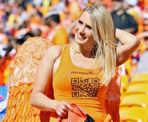 dutch fans チアリーディング 金髪美人 可愛い女の子 サッカー サッカーガール アスリート